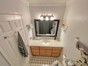18530 Hatteras Street 309, Tarzana (los Angeles) CA 91356