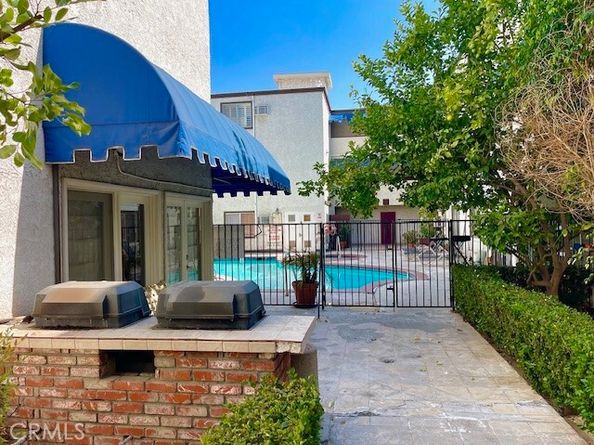 18530 Hatteras Street 309, Tarzana (los Angeles) CA 91356