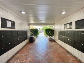 18530 Hatteras Street 309, Tarzana (los Angeles) CA 91356