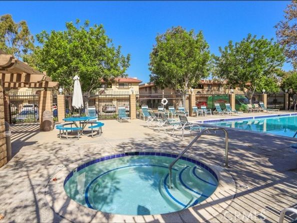 25272 Birch Grove, Lake Forest (el Toro) CA 92630