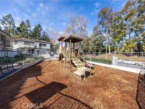 7 Town And Country, Pomona CA 91766