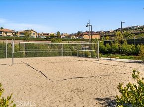 207 Winterbrook, Lake Forest (el Toro) CA 92610