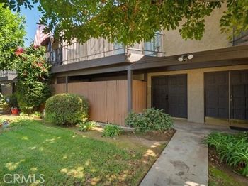 550 W Foothill Boulevard