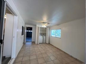 127 ave de la madrid, San Ysidro (san Diego) CA 92173