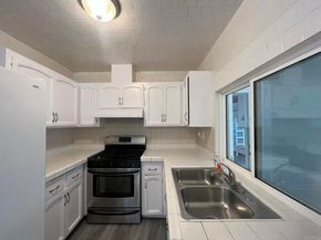 127 ave de la madrid, San Ysidro (san Diego) CA 92173