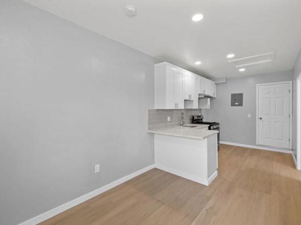 11153 Acaso Way, San Diego CA 92126