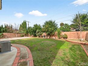 19361 Plummer Street, Northridge (los Angeles) CA 91324