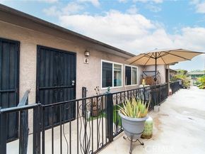 1100 Walnut 4, Long Beach CA 90813