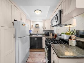 1100 Walnut 4, Long Beach CA 90813