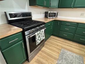 6021 Olive Avenue, Long Beach CA 90805