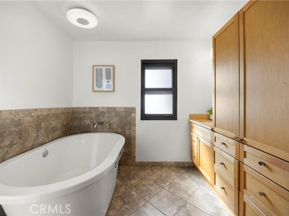 8180 Manitoba 334, Playa Del Rey (los Angeles) CA 90293