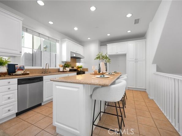 883 Terrace Lane Way 1, Diamond Bar CA 91765