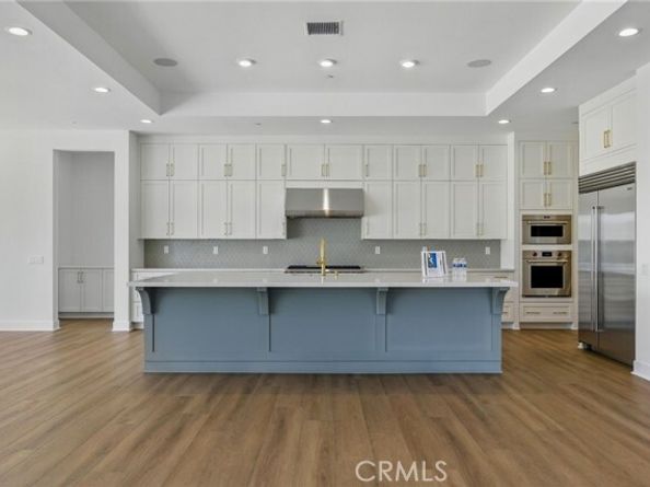 11853 Red Hawk Lane, Porter Ranch (los Angeles) CA 91326