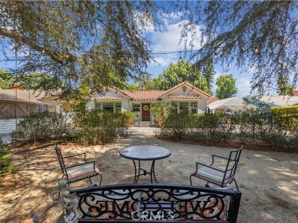 13621 Erwin Street, Van Nuys (los Angeles) CA 91401