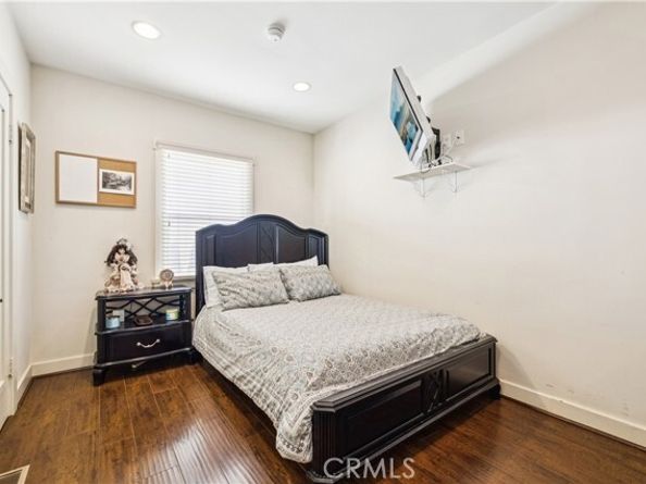 13621 Erwin Street, Van Nuys (los Angeles) CA 91401