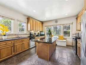 13621 Erwin Street, Van Nuys (los Angeles) CA 91401