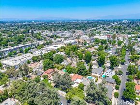 13621 Erwin Street, Van Nuys (los Angeles) CA 91401