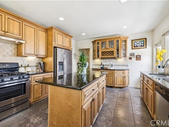 13621 Erwin Street, Van Nuys (los Angeles) CA 91401