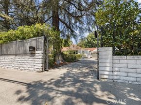 13621 Erwin Street, Van Nuys (los Angeles) CA 91401