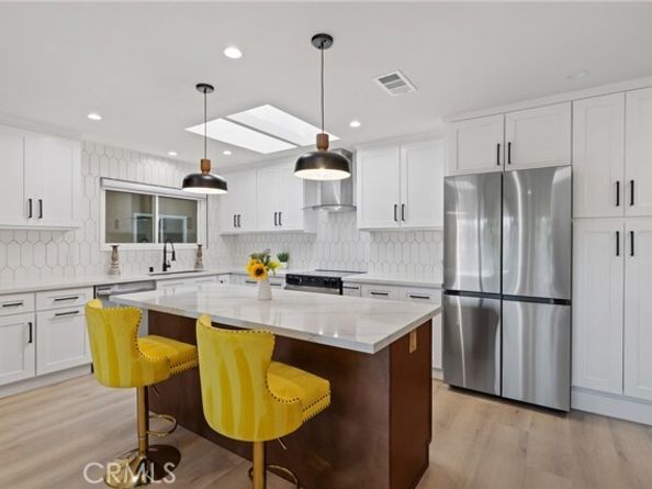 5326 Bahia Blanca N, Laguna Woods CA 92637