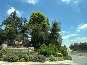9507 Hunt Club Lane, Chatsworth (los Angeles) CA 91311