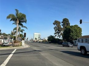 7611 Warner Avenue, Huntington Beach CA 92647