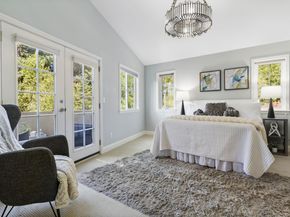 6440 Longcroft Dr, Oakland CA 94611