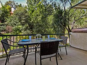 6440 Longcroft Dr, Oakland CA 94611