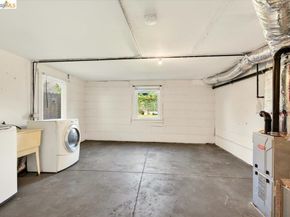1070 Aileen St, Oakland CA 94608