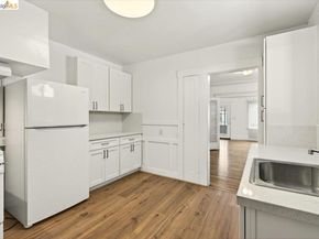 1070 Aileen St, Oakland CA 94608