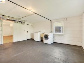 1070 Aileen St, Oakland CA 94608