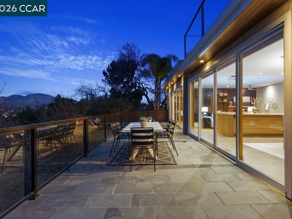 2083 Magnolia Way, Walnut Creek CA 94595