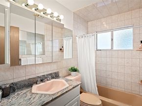 855 Solano Ave, Albany CA 94706