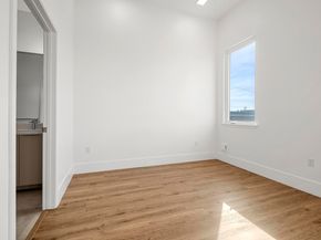 1545 32nd Street 210, Oakland CA 94608
