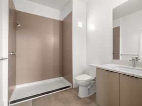 1545 32nd Street 210, Oakland CA 94608