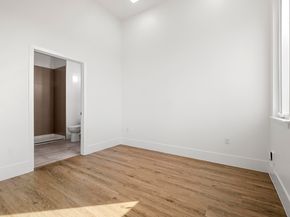 1545 32nd Street 210, Oakland CA 94608