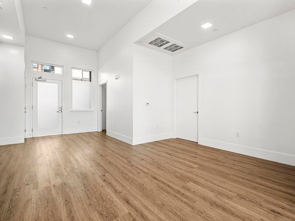 1545 32nd Street 210, Oakland CA 94608