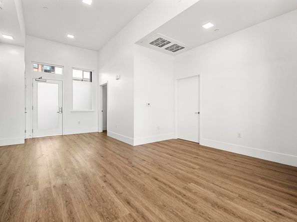 1545 32nd Street 210, Oakland CA 94608