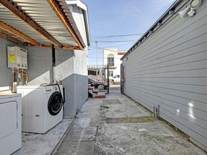 1464 35Th Ave, Oakland CA 94601