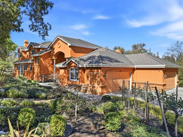 12800 Clausen Ct, Los Altos Hills CA 94022