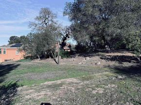 12800 Clausen Ct, Los Altos Hills CA 94022