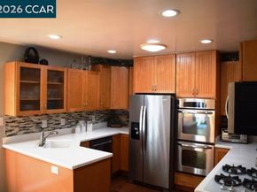 136 Pacific Ave, Pacifica CA 94044