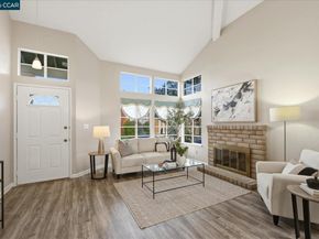 115 Cardoza, Hercules CA 94547