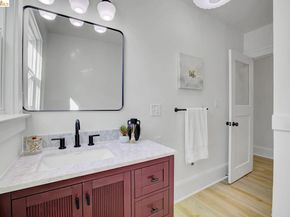 5718 Adeline St, Oakland CA 94608