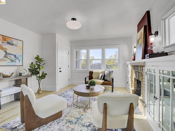 5718 Adeline St, Oakland CA 94608