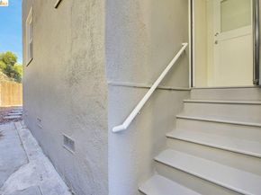 5718 Adeline St, Oakland CA 94608