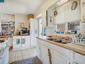 1990 Sunshine Dr, Concord CA 94520