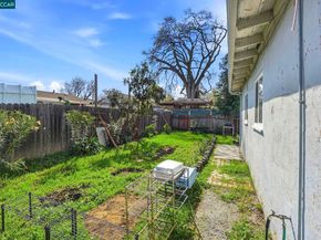 1990 Sunshine Dr, Concord CA 94520