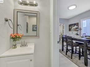 2834 Abbey St, Oakland CA 94619