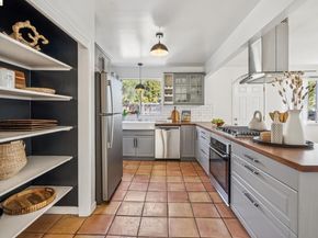 1550 Havenscourt Blvd, Oakland CA 94621